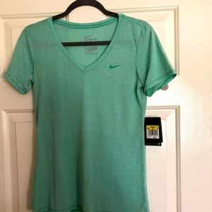 Nike dri fit tee shirt